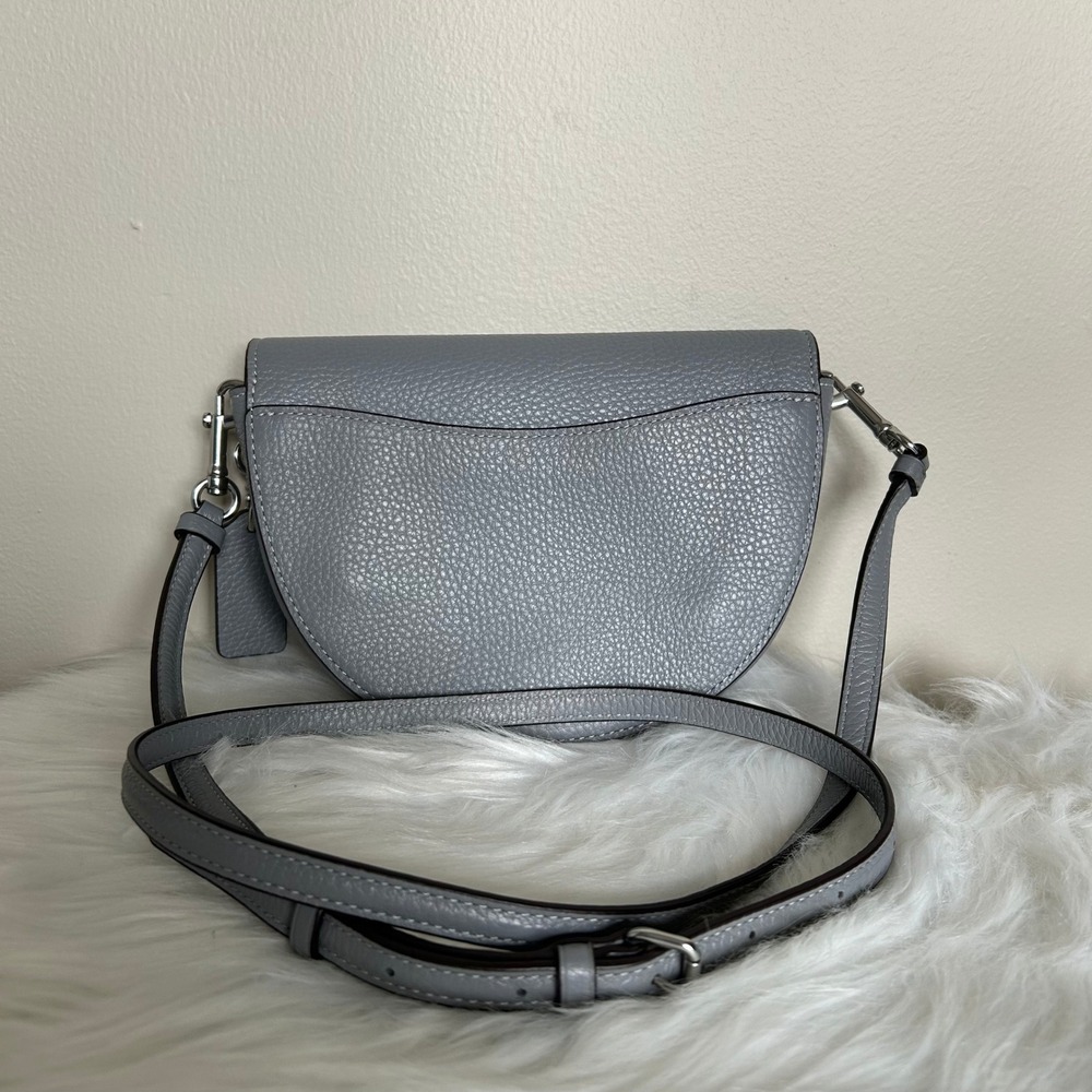 Coach Ellen Grey Pebbled Leather Crossbody Bag Excellent - Picture 3 of 11